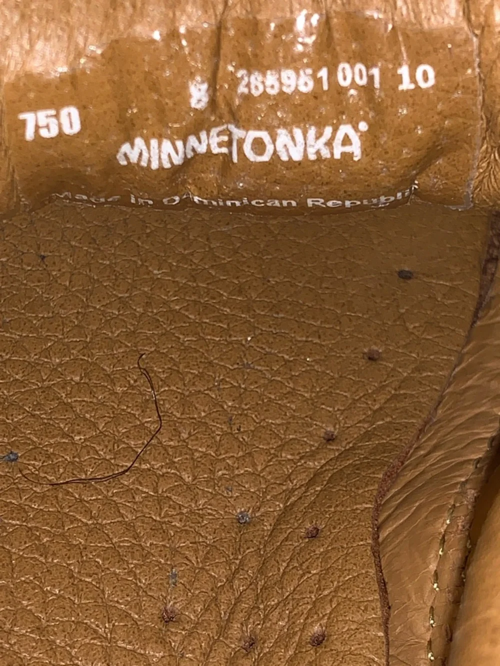 Minnetonka Men’s Tan Leather Moccasin Loafers